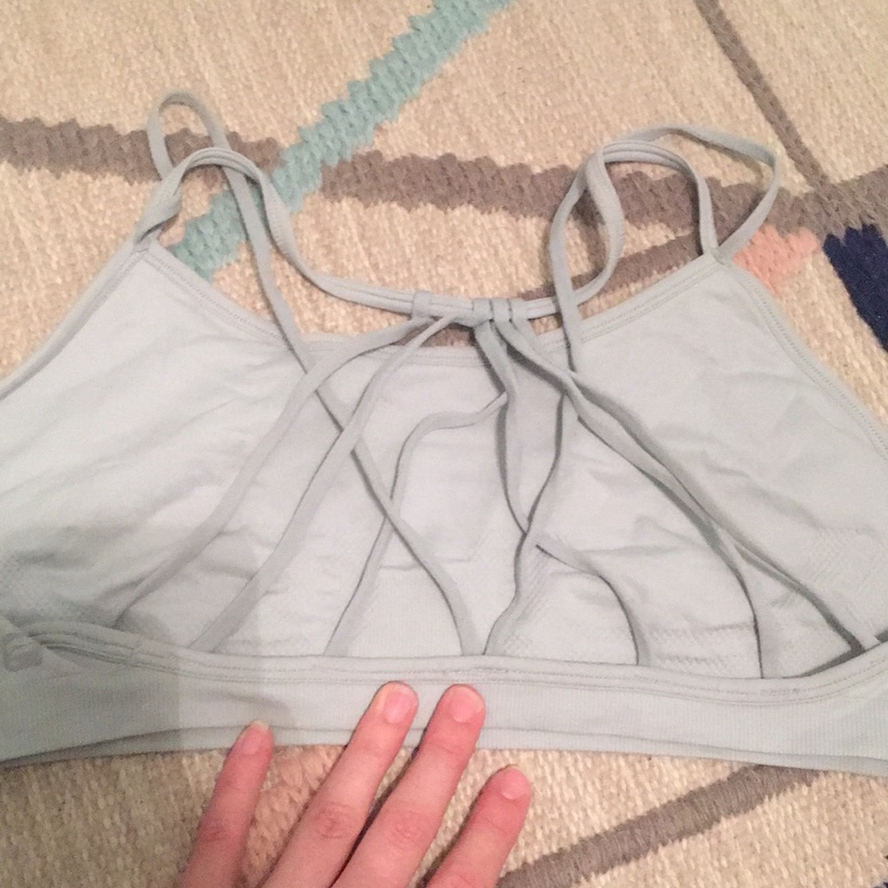 Fabletics bra